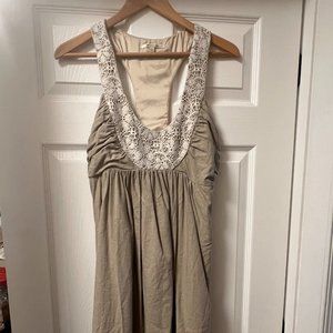 Molly New York Dress Size 8 Taupe Gold Empire Waist Above Knee Linen and Lace